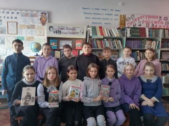 Патриотический час «Вспоминая блокаду»