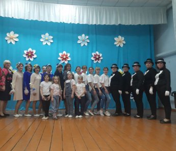 Праздничный концерт "Любовь как музыка весны"