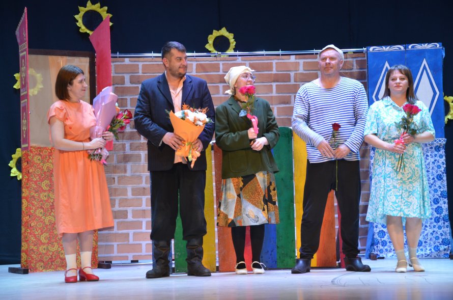 Спектакль «Семейная кадриль»