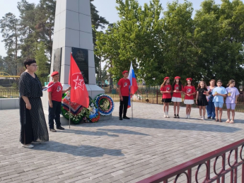 Митинг "Война: боль и память народа", посвященный Дню памяти и скорби.