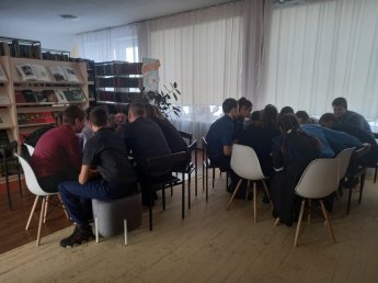 «Знатоки права»