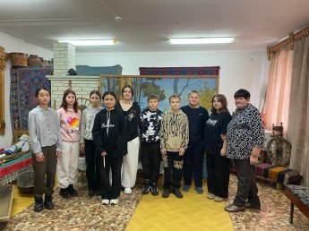   Ко Дню народного единства.