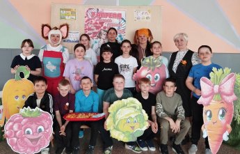 Спортивная минутка "В гостях у Дружка - Здоровейки и Малыша - болейки "