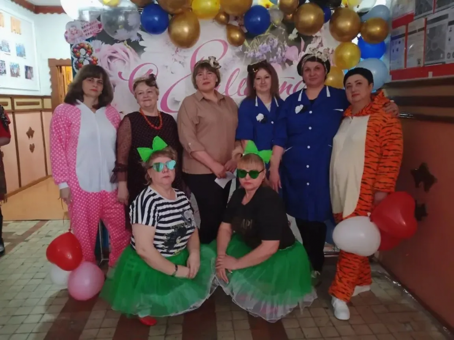  Конкурсная программа «А ну-ка, девушки!»